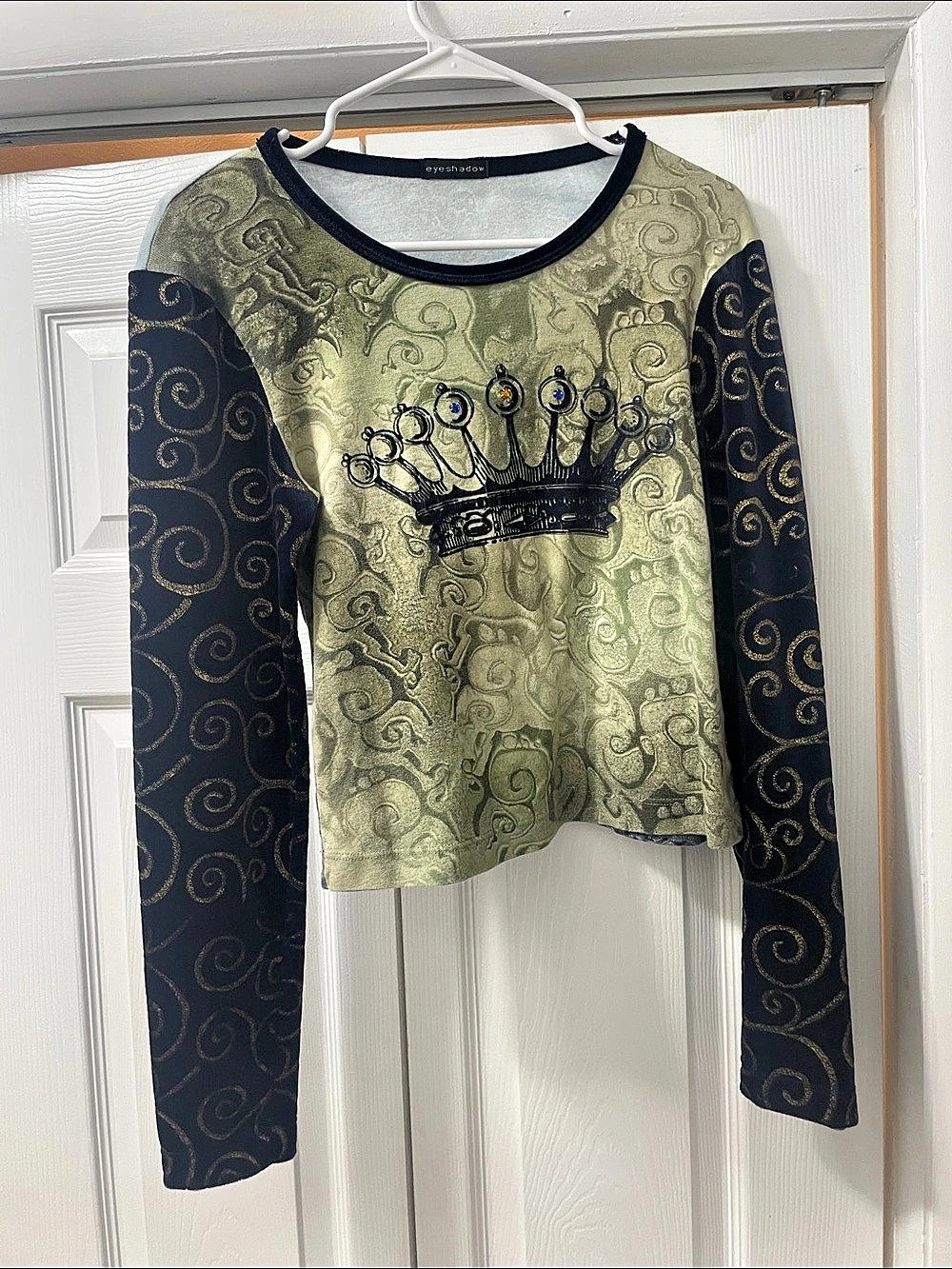 Eyeshadow Long Sleeve Crown Top in Green & Blue, Quiet Luxury, Relaxed